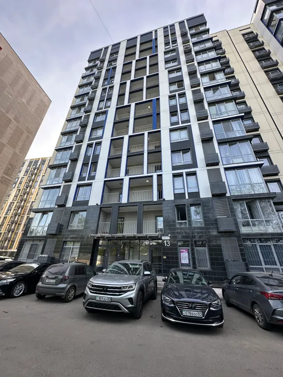 Big apartment «Raimbek residence» center of city & drinking water