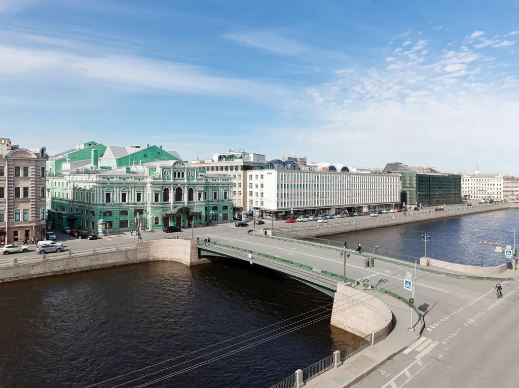 Квартира Апартаменты Gallery с террасой и видом на набережную Фонтанки и БДТ — Санкт-Петербург