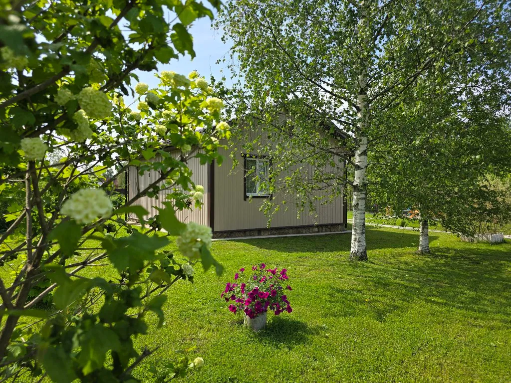 Коттедж Загородный дом для семейного отдыха — Плодовое