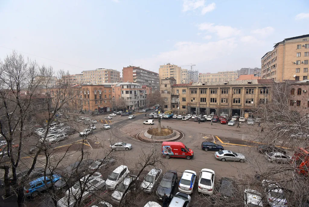 Площадь Андрея Сахарова