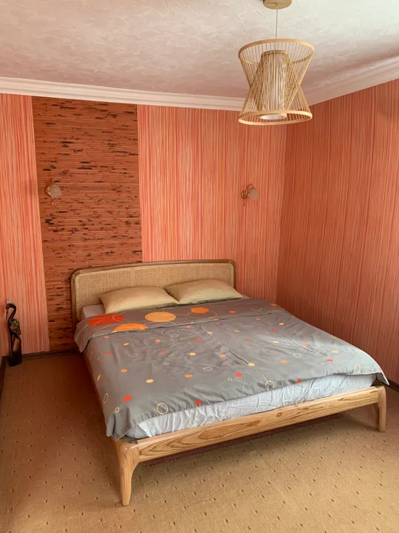 Дом над набережной