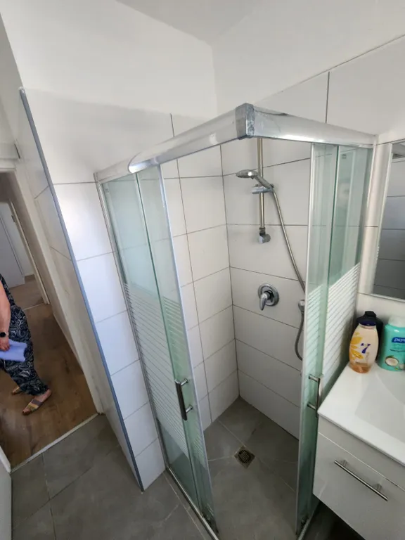 Комфортная трёхкомнатная квартира с видом на море на Анавиим