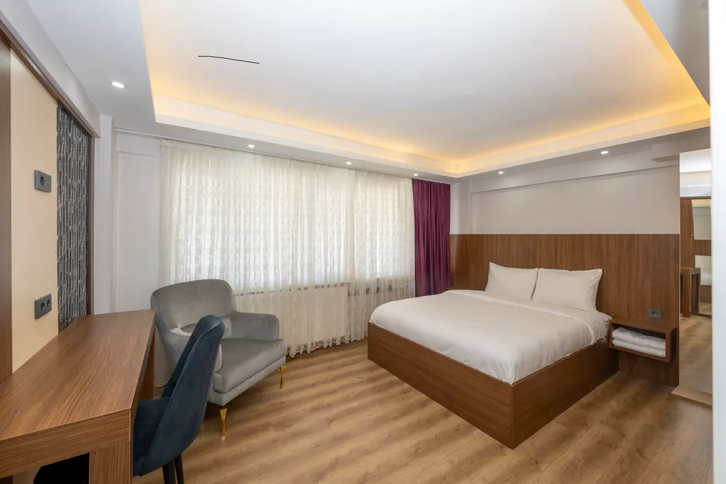 Одна из ностальгических улиц Таксима