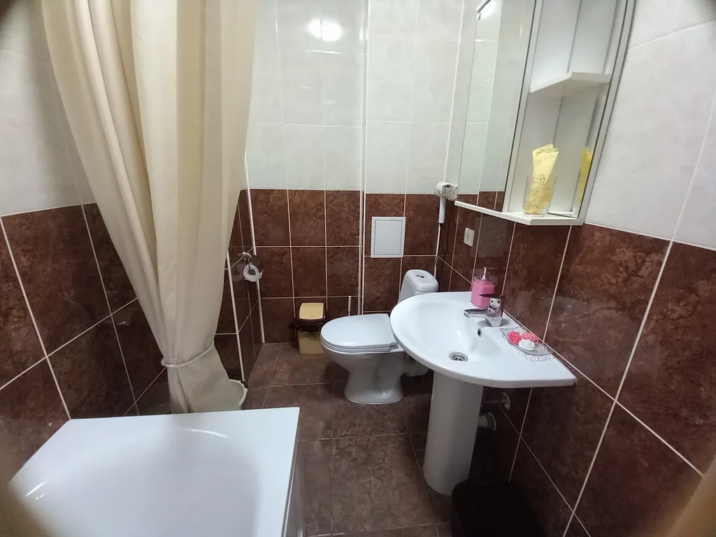 Люкс 3-х местный с балконом