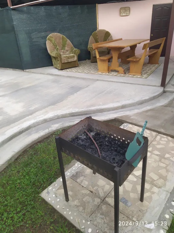 Квартира Комната с отдельным входом в частном доме — Рапица