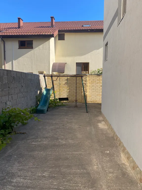 Уютный домик в центре Витязево