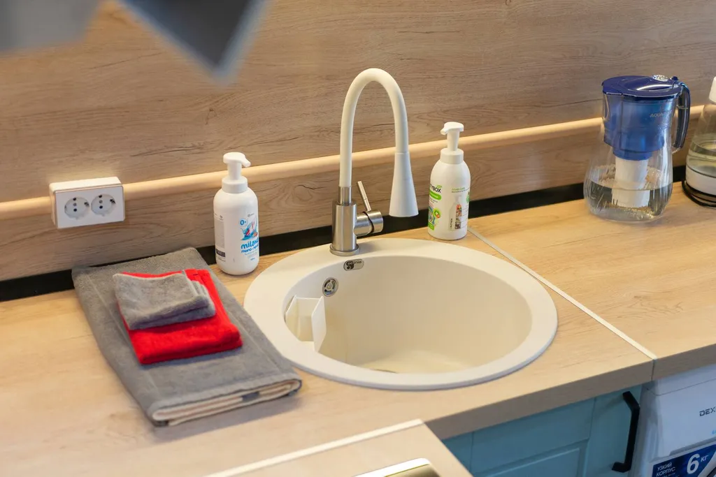 A-Studio с террасой на крыше и мангалом на берегу Туры