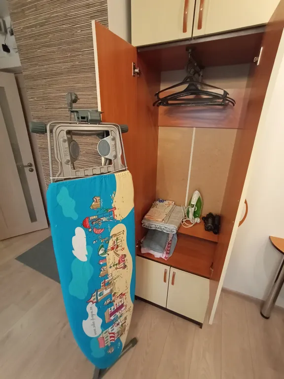 Квартира в тихом центре, рядом столовая, набережная города