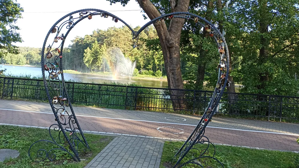 Уютная квартира в жилом районе, рядом с бассейном, магазинами и остановкой