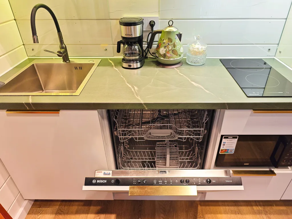 Новый дом на лесном участке