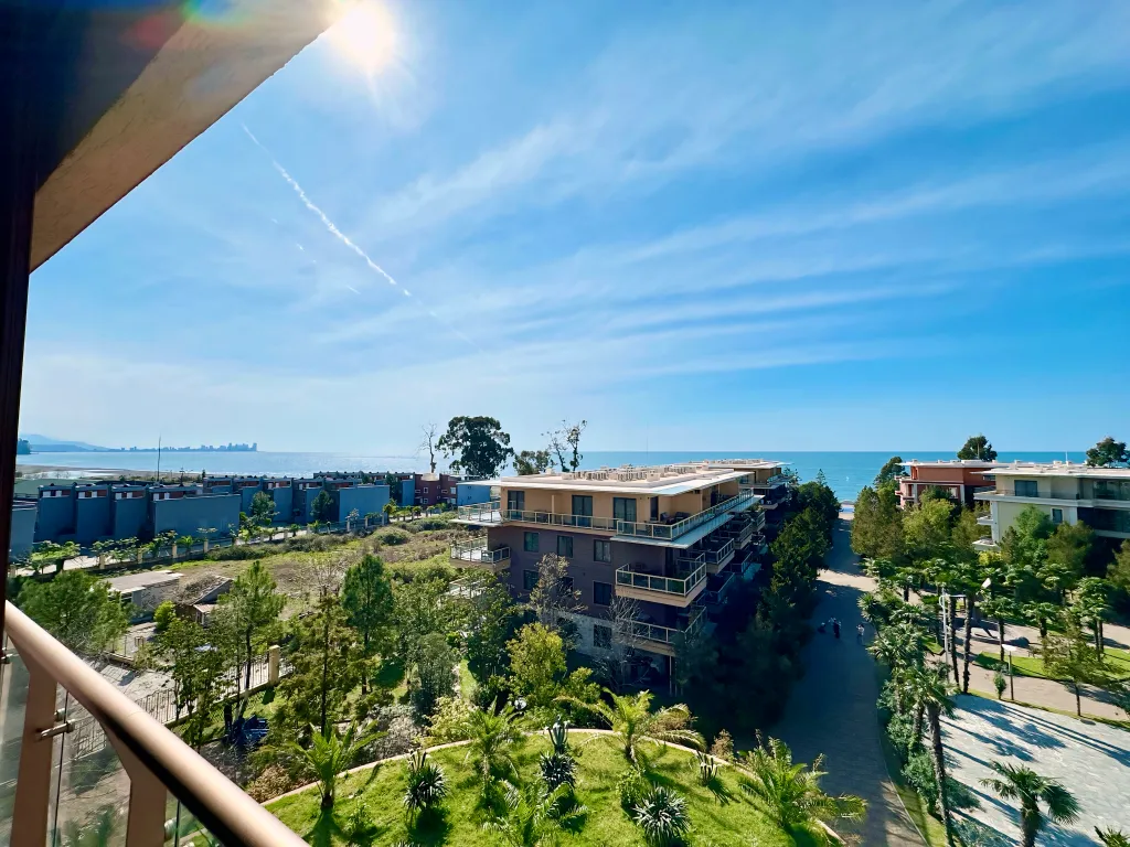 2-комнатный люкс с большой террасой | Вид на море и бассейн