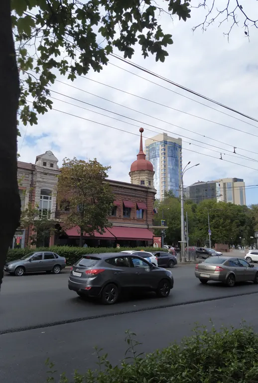 Великолепная квартира в купеческом особняке