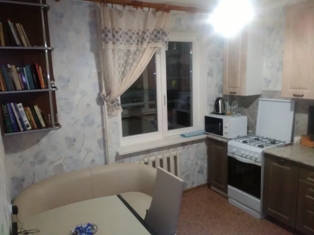 Oднoкомнатная квартиpа на въeзде в Чepeпoвец у ТЦ Аксон