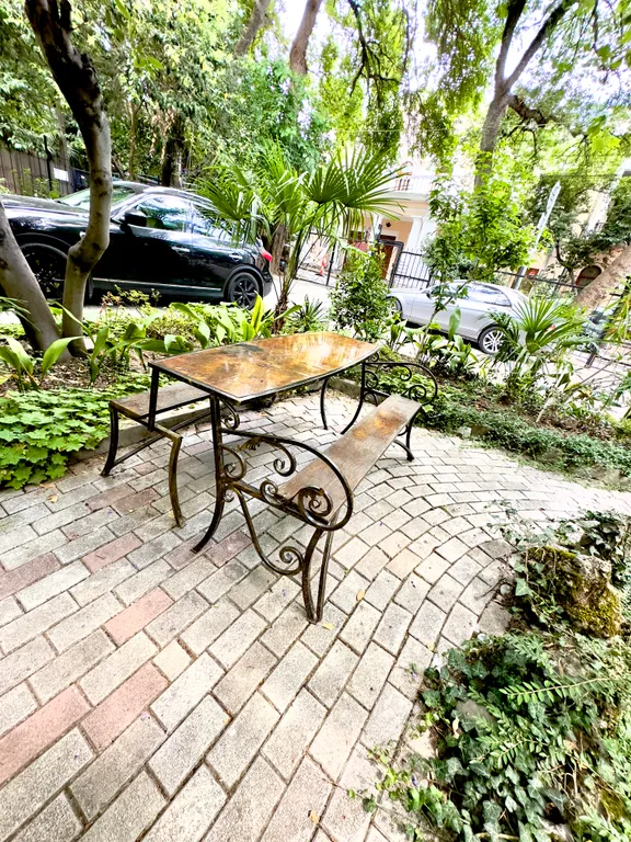 Апартамент возле моря в Ялте