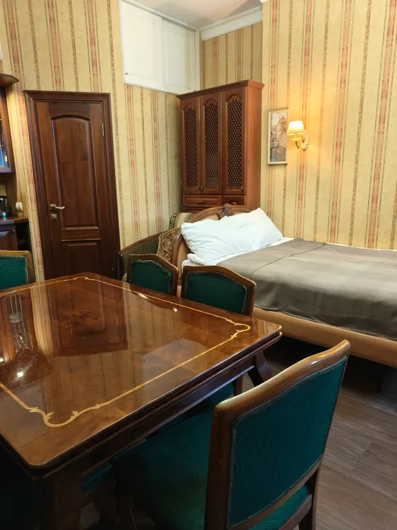 Квартира Квартира Уголок старого Петербурга на Херсонской — Санкт-Петербург