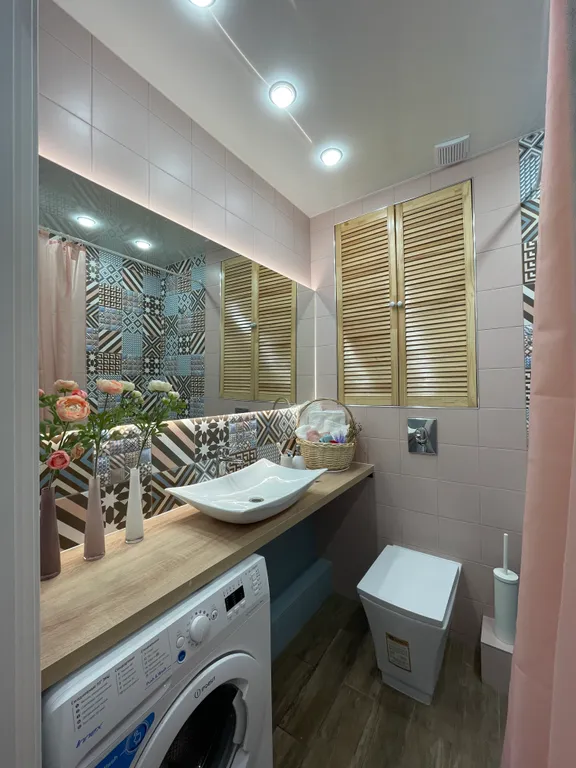 Студия с ванной и с панорамным видом Москвы