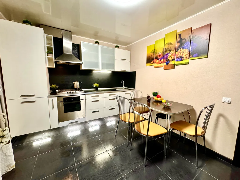 Уютная квартира рядом с набережной р. Волги