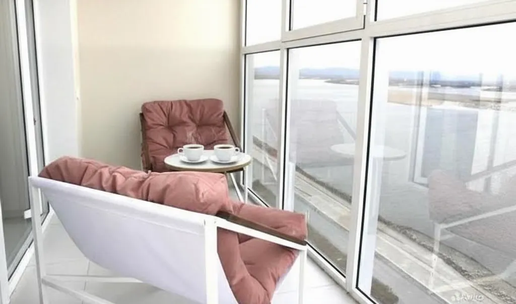 Стильные апартаменты Rich с шикарным видом на город и реку Амур.