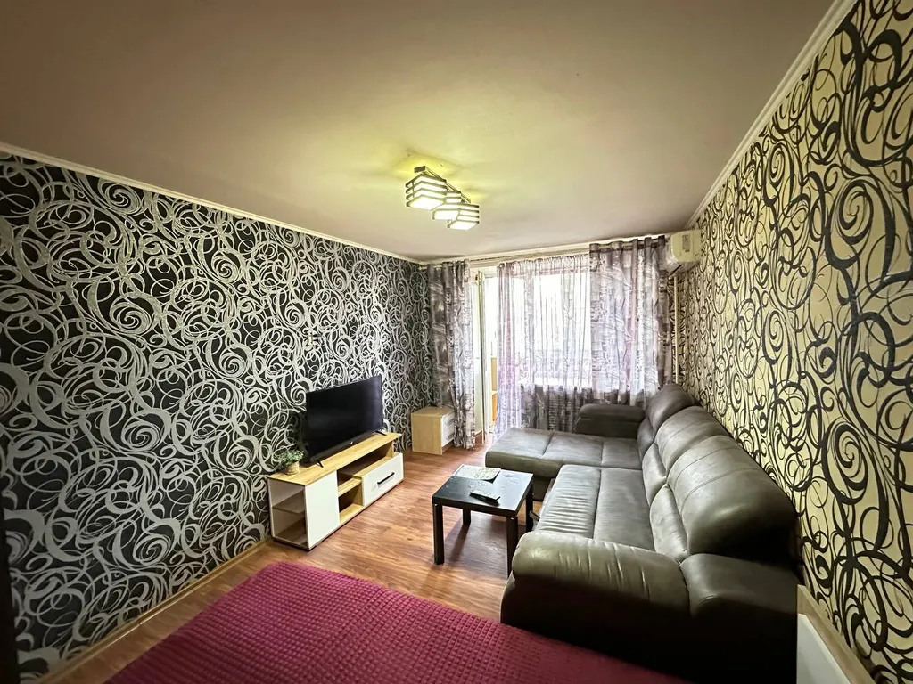 2х комнатная квартира рядом с м5