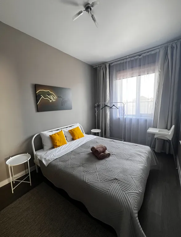 Уютный дом с видом на закат