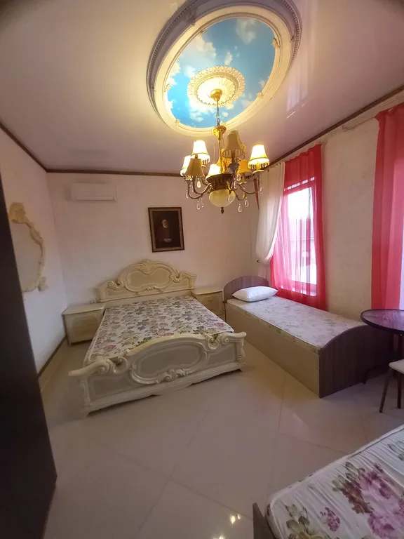 Уютная четырёхместная комната