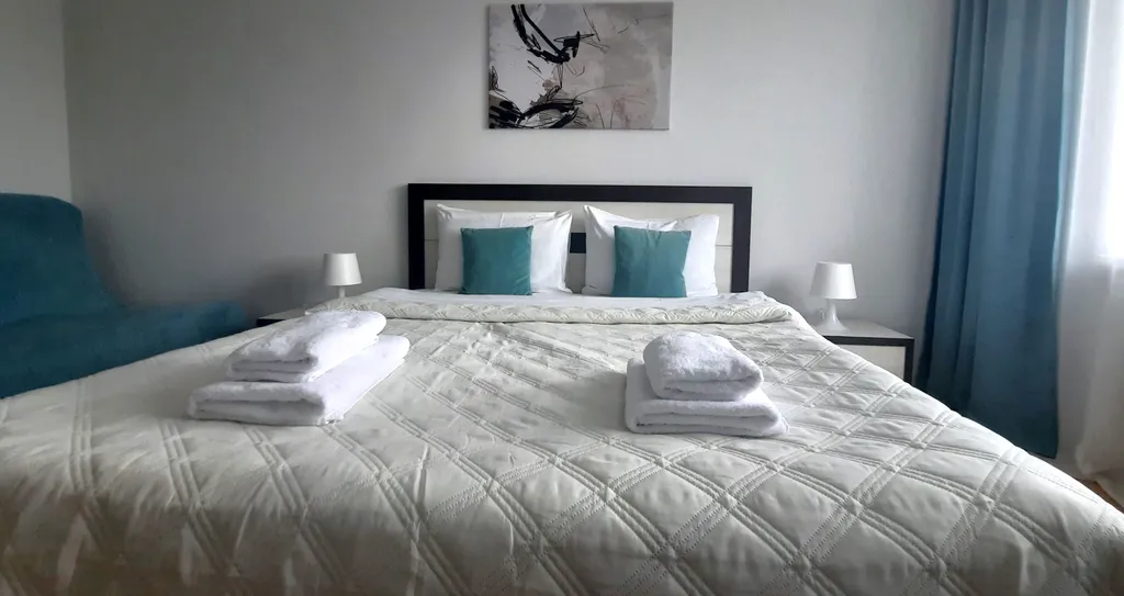 Квартира Уютная квартира с отличным видом у станции метро Чкаловская. — Екатеринбург