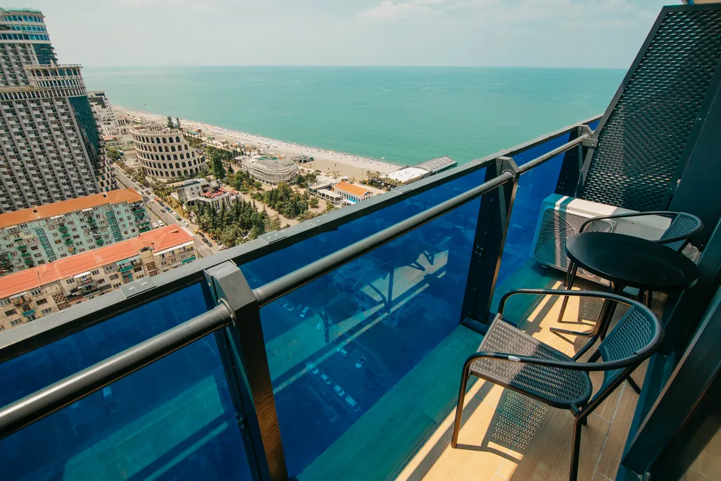 Студия с видом на море