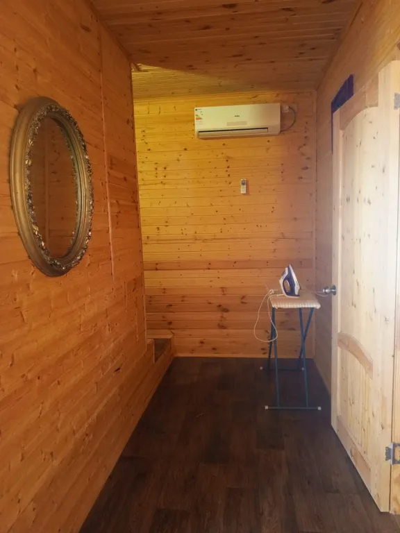 Уютный деревянный дом на берегу Азовского моря