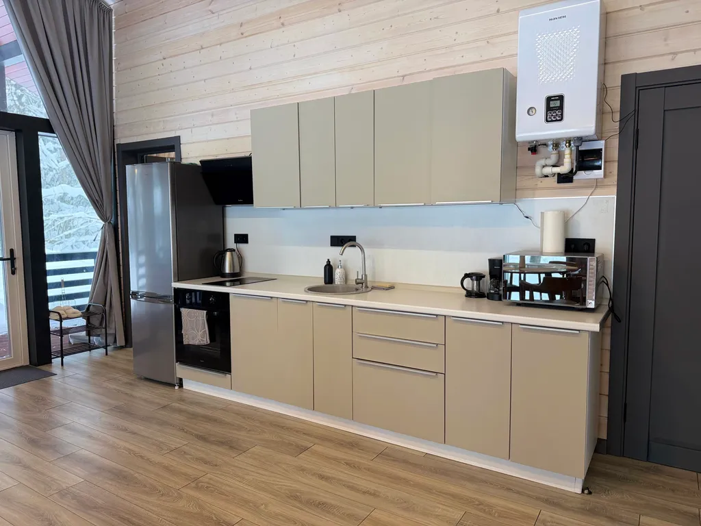 Просторный дом для компании с камином, сауной и общей зоной