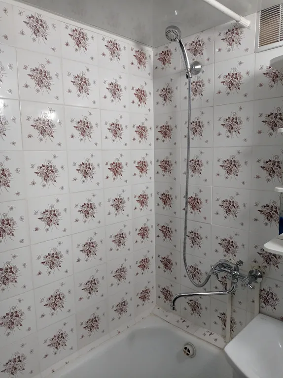 Уютная, светлая и тёплая 2-х комнатная квартира в районе People's Рark