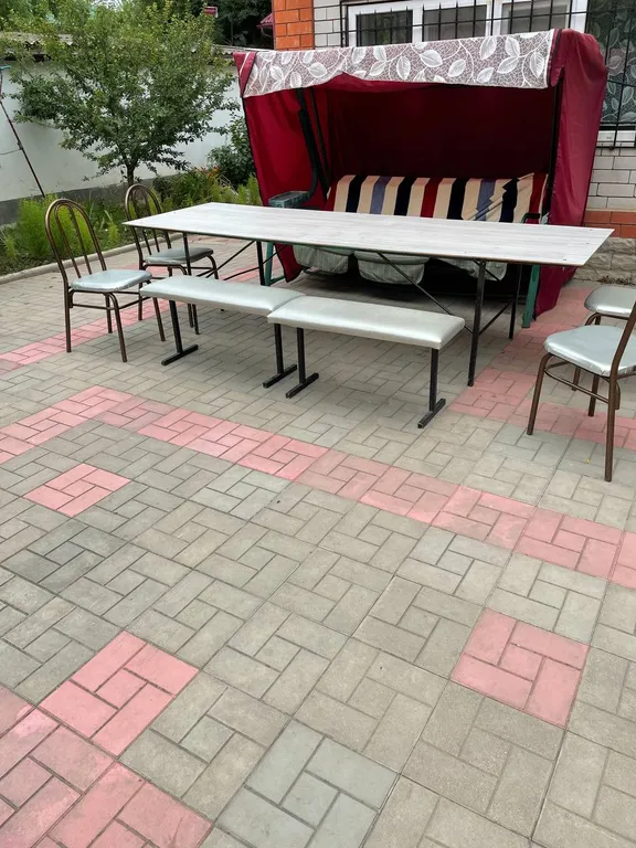 Коттедж с бассейном