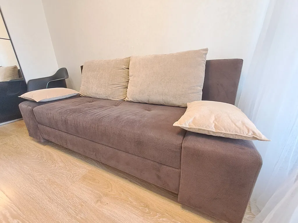 Квартира Квартира Уютная и вместительная Евро2 у СГУПСа — Новосибирск