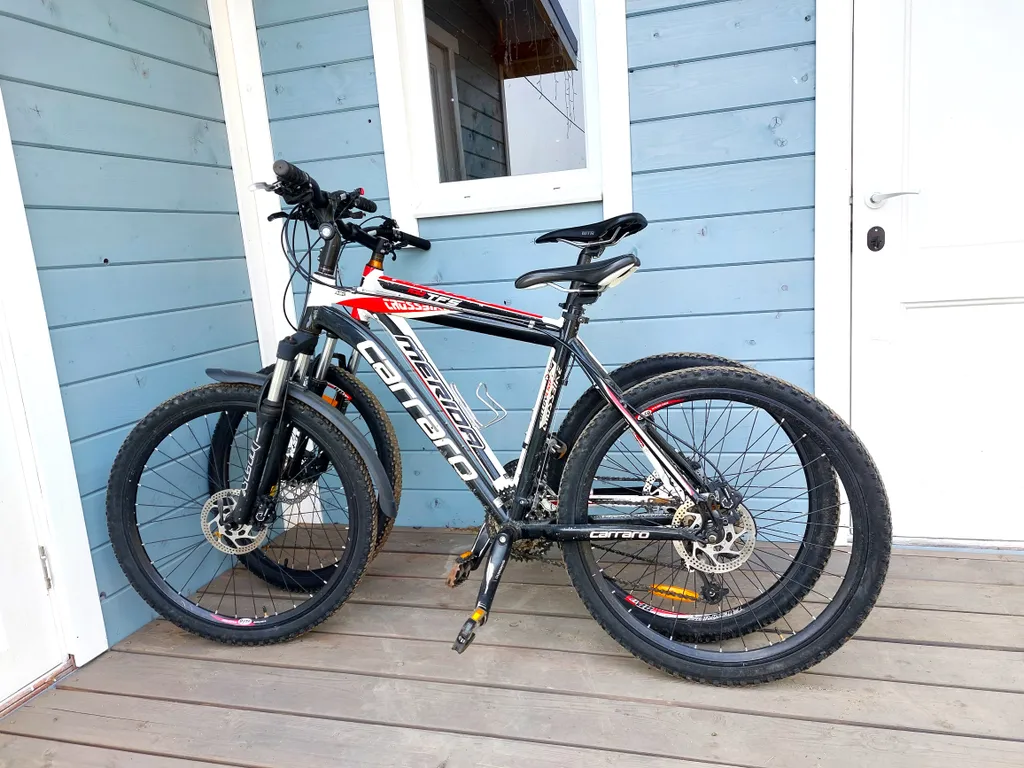 Коттедж Гостевой дом Karhu Casa рядом с Онежским озером — Деревянное