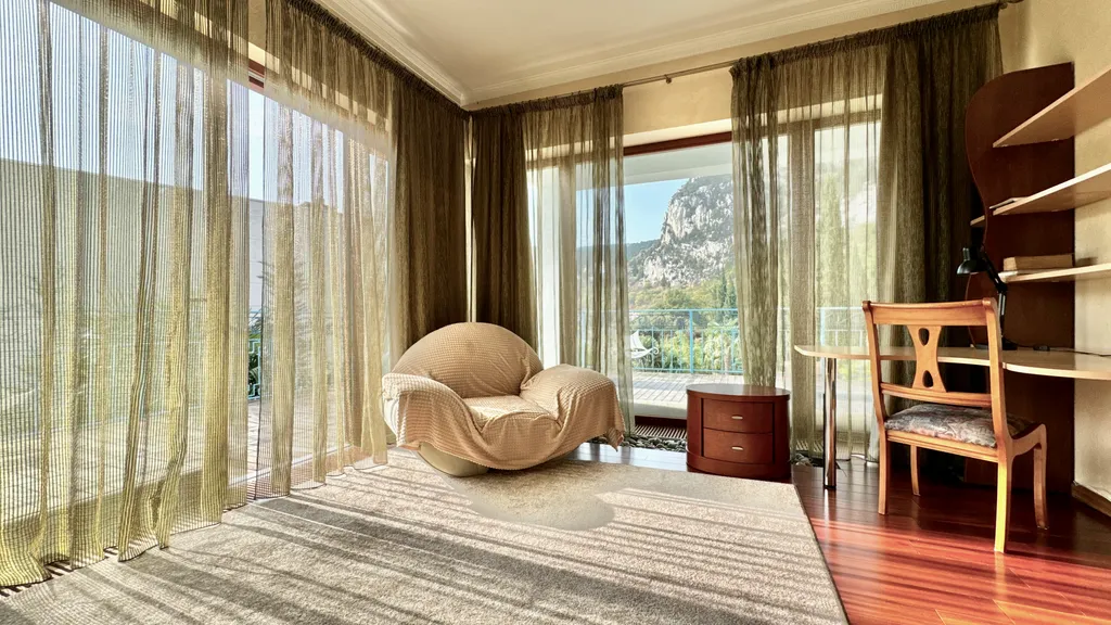 Коттедж Вилла возле Царской тропы в Нижней Ореанде — Ореанда