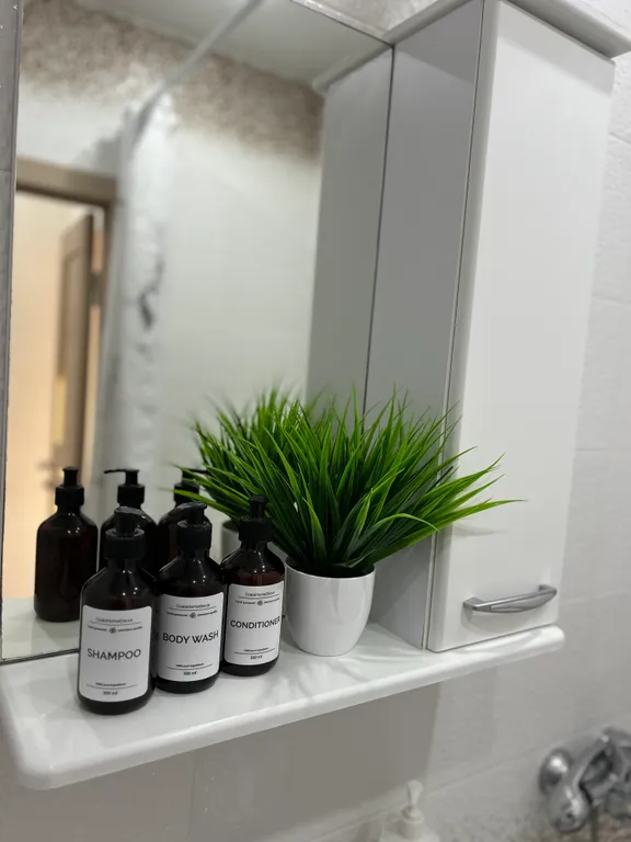 Современная, уютная квартира со своей закрытой парковкой во дворе