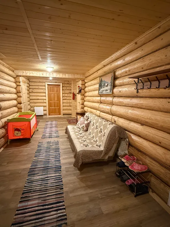 Русская  ИЗБА на берегу реки