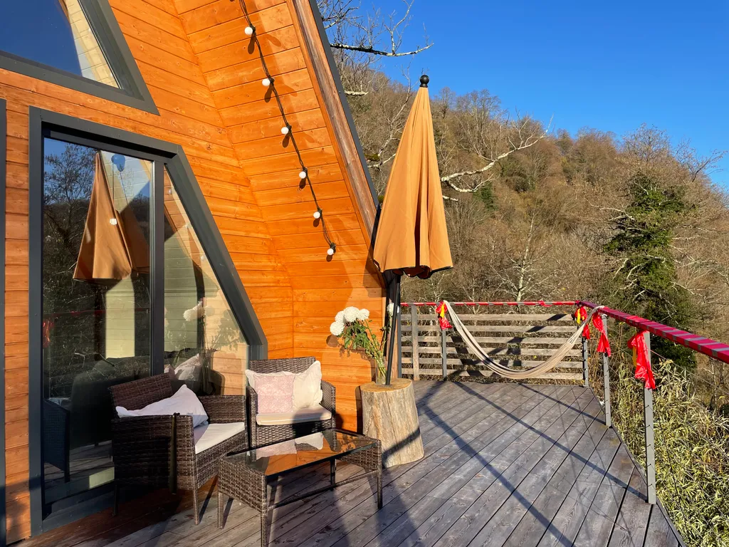 Квартира Квартира Дом A-Frame с панорамными окнами и видом на реку Сочи — Пластунка