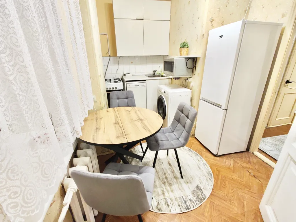 Квартира Большая комната в центре — Москва