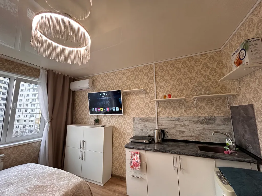 Уютная студия с видом на море и город