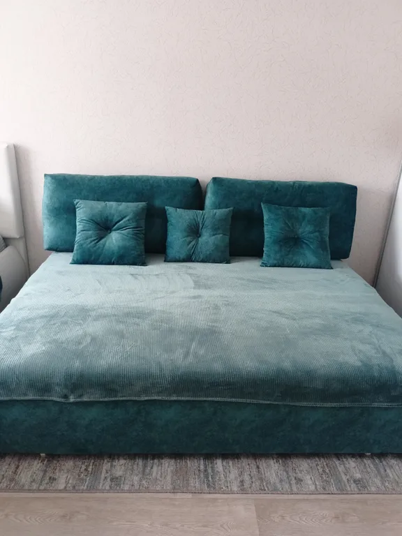 Уютная квартира в новом доме возле М4