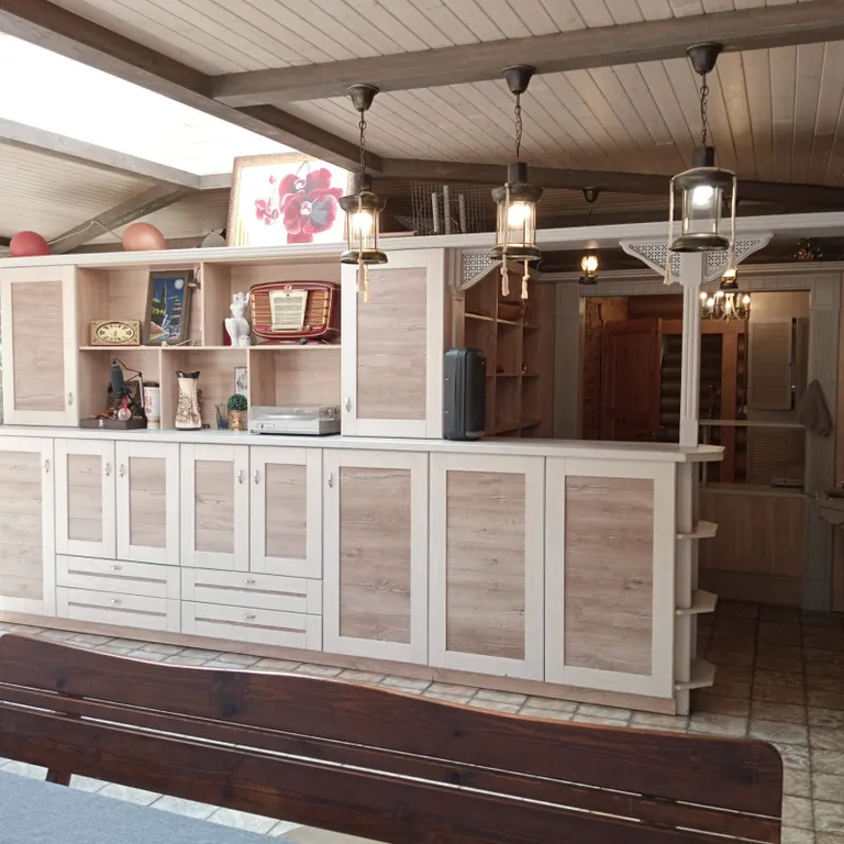 Дом с таверной