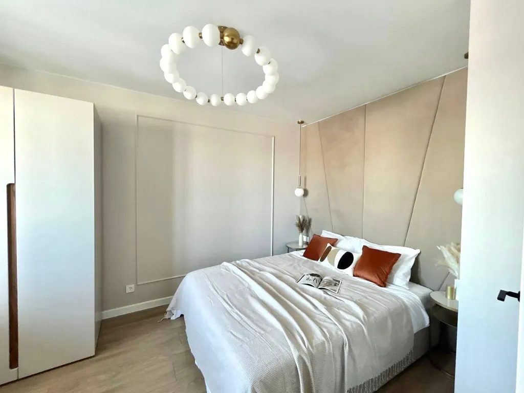 Поделам Дизайнерская квартира на 14 этаже у арены Трактор