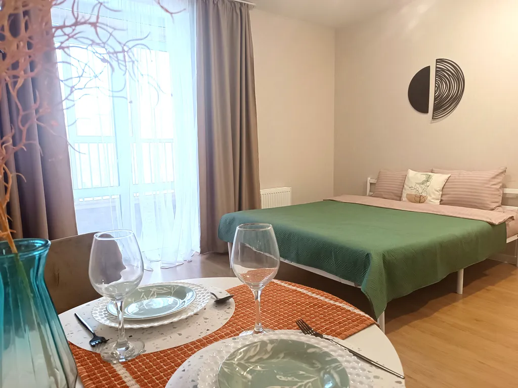 Квартира Стильная студия в новом ЖК комфорт-класса ждёт своих гостей — аренда посуточно в Пермь