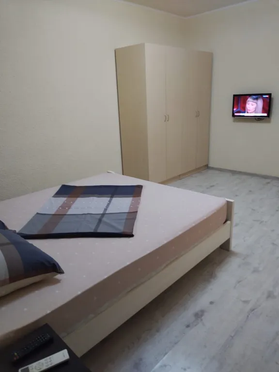 Апартамент 6