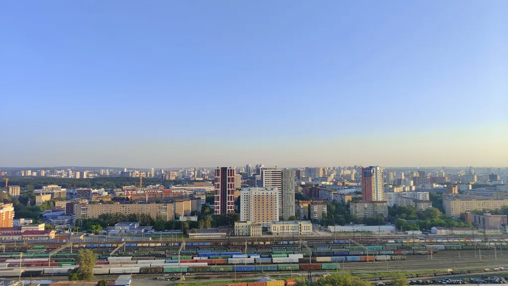 Квартира Квартира необычной планировки на 24 этаже — Екатеринбург