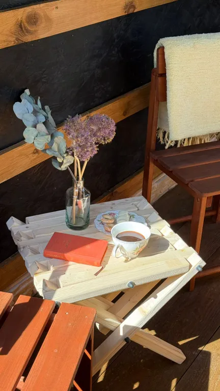 Уютный домик в деревне с выходом на веранду и ухоженным садом