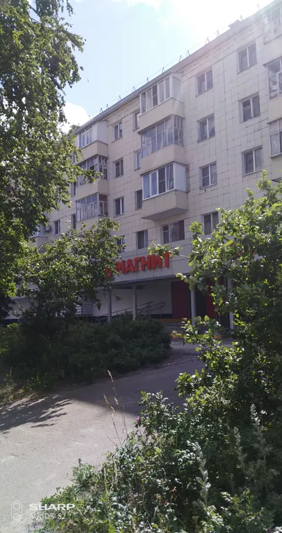 Двушка с косметическим ремонтом и новой мебелью рядом с парком Победы