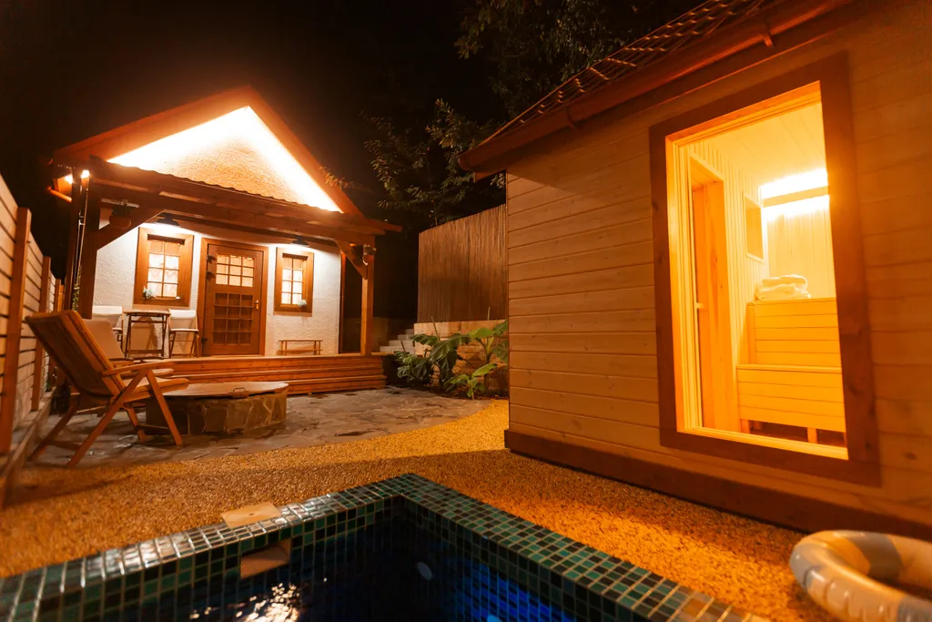 Коттедж Домик с баней — аренда посуточно в Сочи