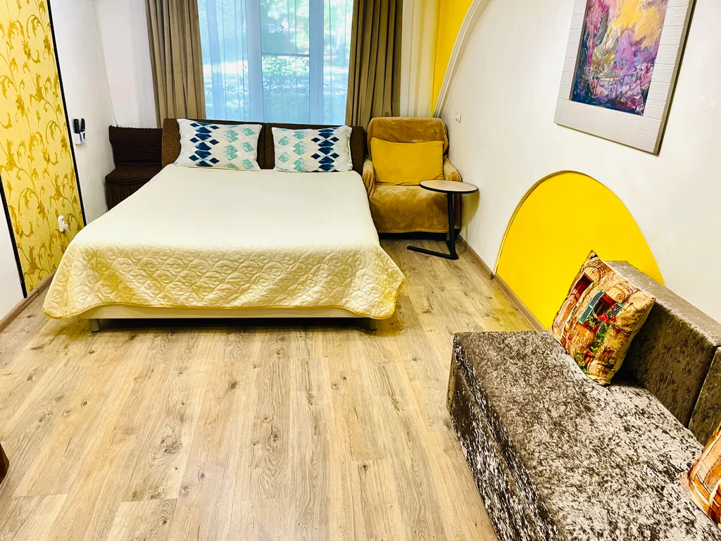 Комфортная квартира близ питьевой галереи