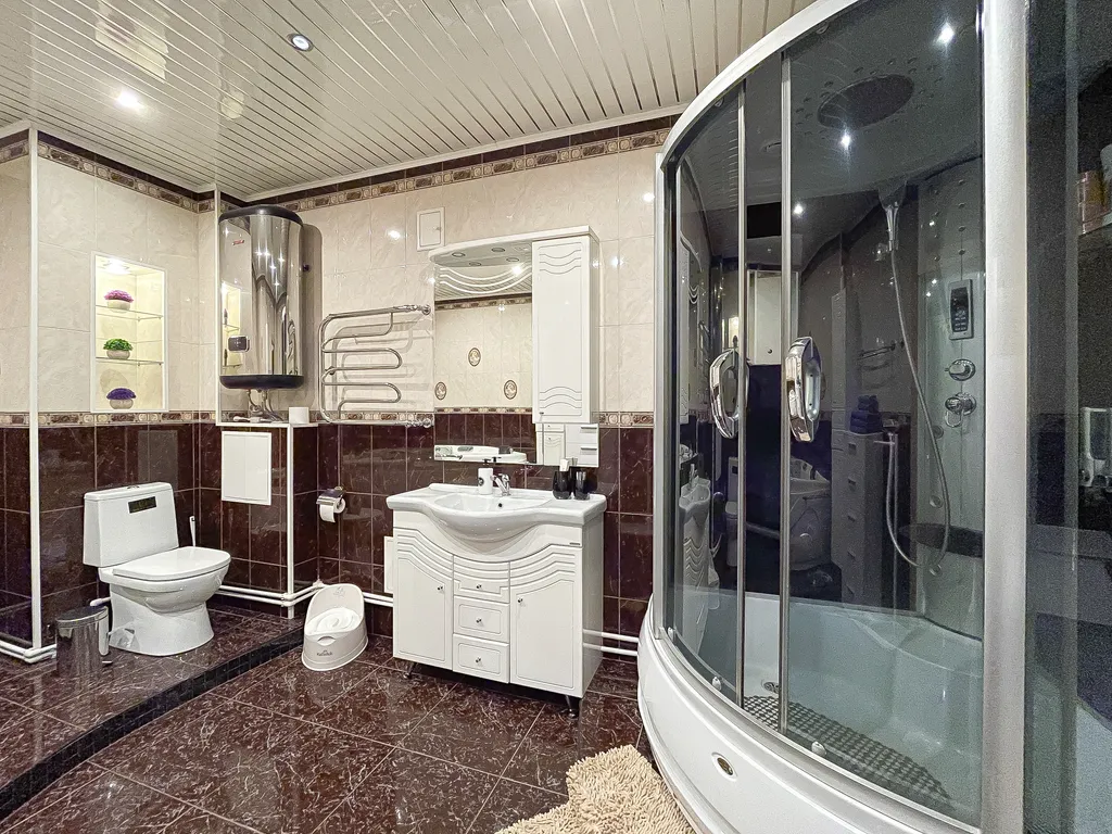 Просторная квартира в центре с видом на залив и замок